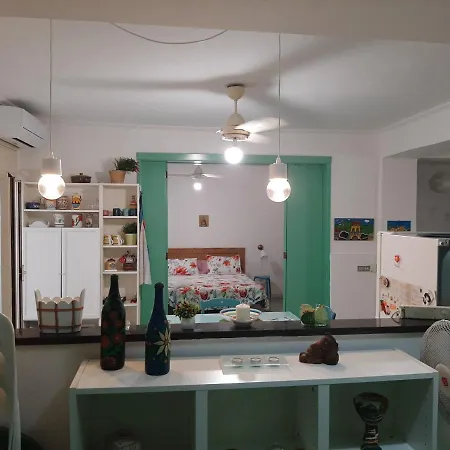 A Casa Di Peppe אנלציט