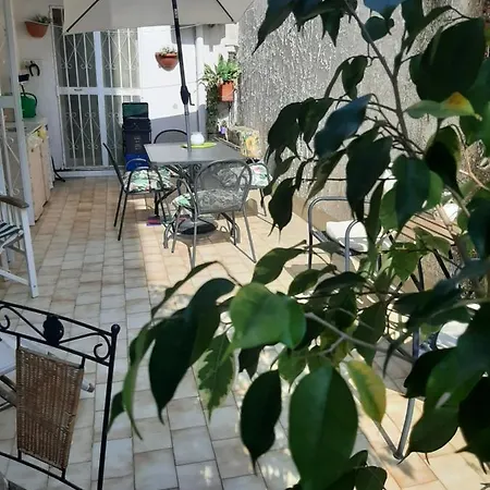 A Casa Di Peppe אנלציט